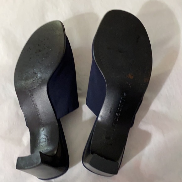 Navy Liz Claiborne Shoes - Picture 4 of 6